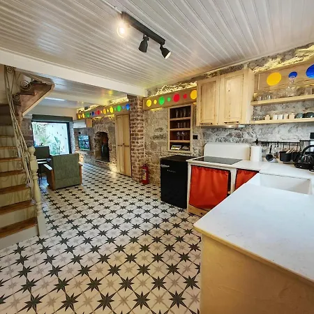 Meli Mila Spiti Milozrooms Villa Ayvalı