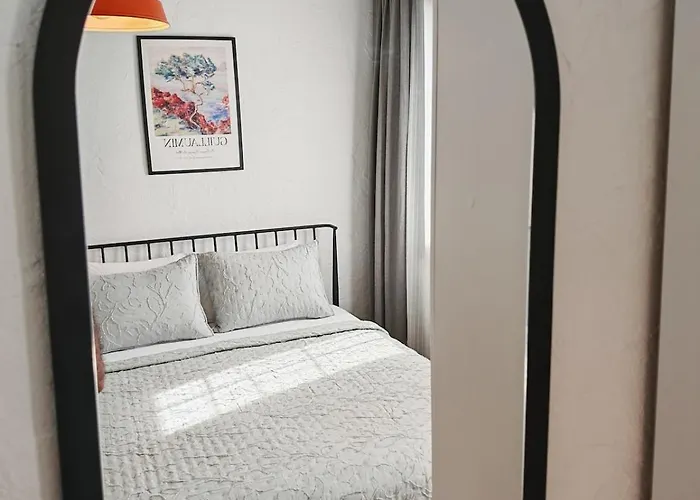 别墅 Meli Mila Spiti Milozrooms *