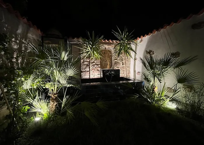 别墅 Meli Mila Spiti Milozrooms *